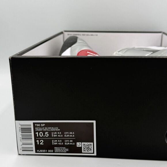 Nike Total 90 3 SP Metallic Silver Black Red Sneaker HJ9351-002 Mens Size 10.5 main image 7